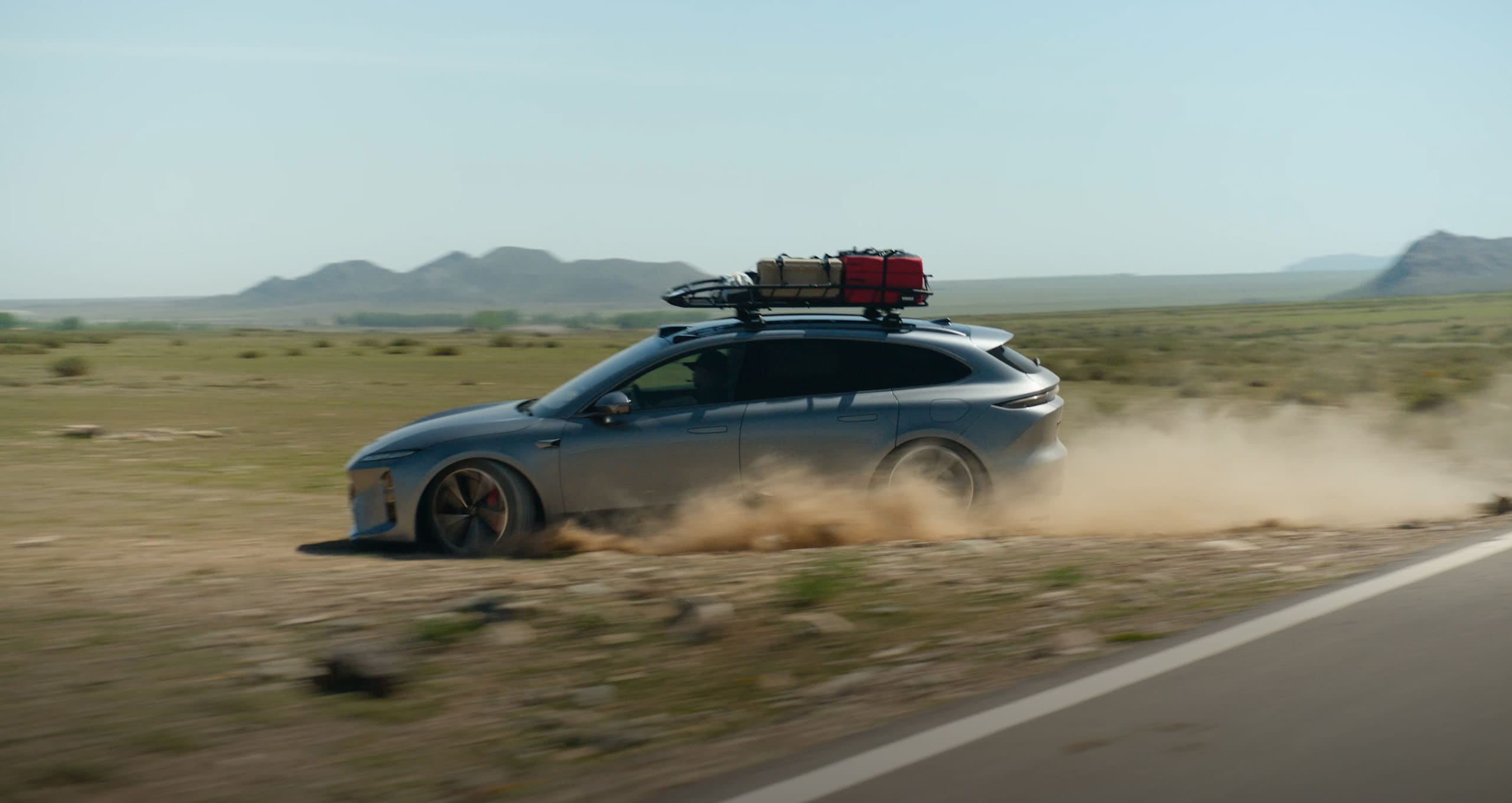 Електромобіль NIO ET5T